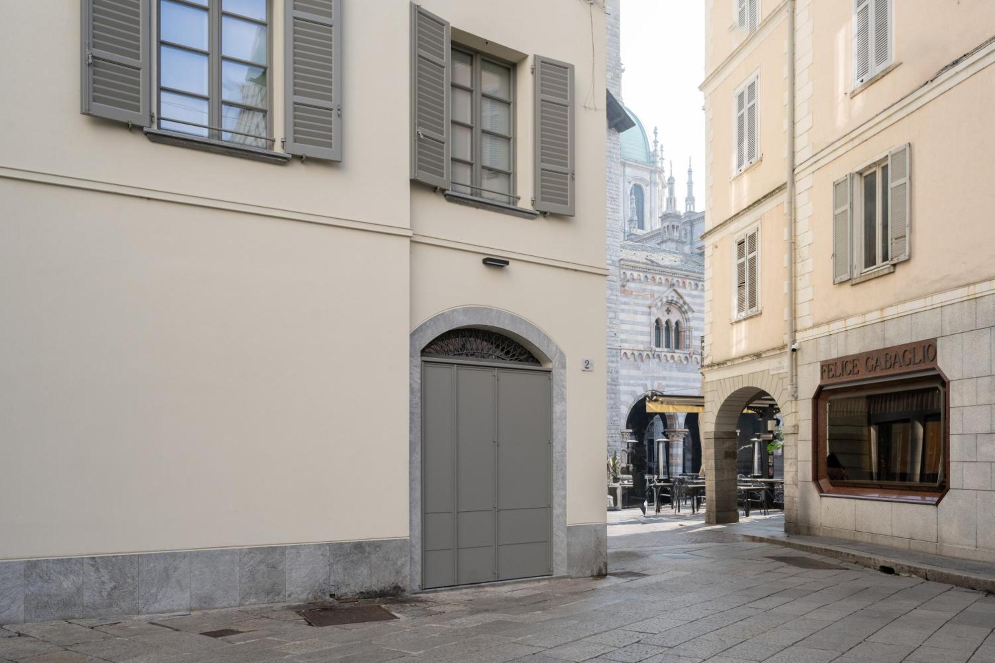 Palazzo La Cortesella - Modern Design & Central Location Como Zewnętrze zdjęcie